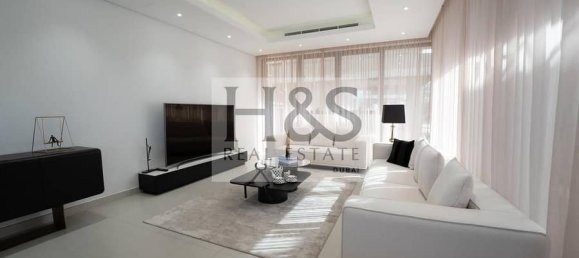 3 bedrooms Villa in Sharjah, UAE No. 22924 3