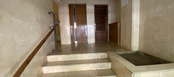 Квартира с 3 спальнями в Бадахос, Испания № 168943 22