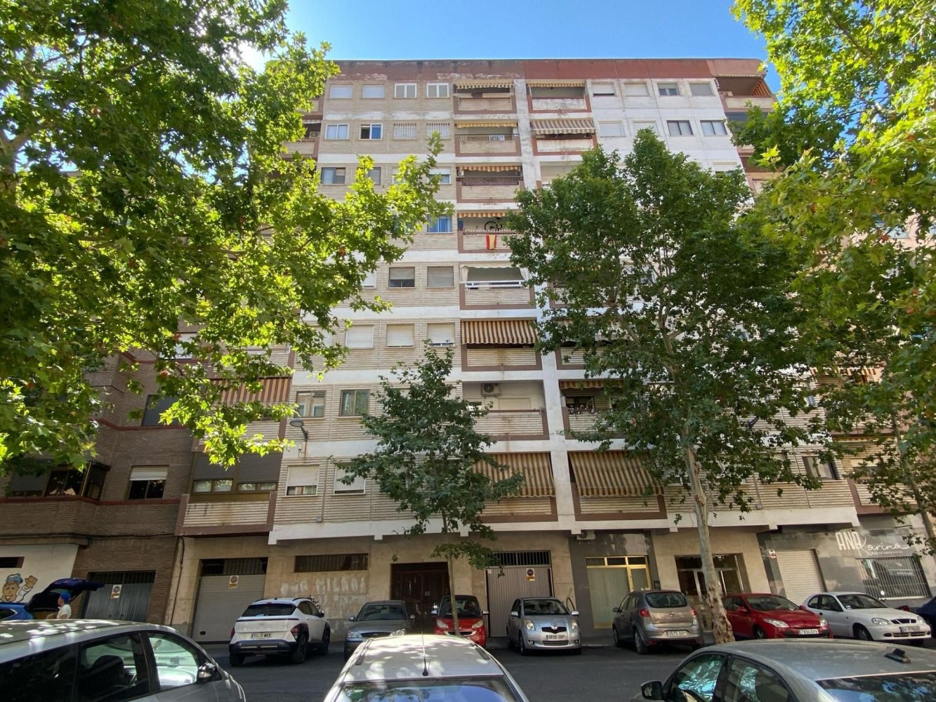 Квартира с 3 спальнями в Бадахос, Испания № 168943