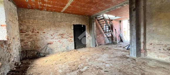 4-Zimmer Haus in Castellamonte, Italy, Nr. 128453 8