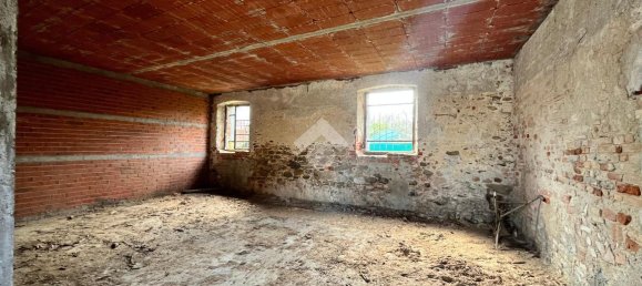 4-Zimmer Haus in Castellamonte, Italy, Nr. 128453 30