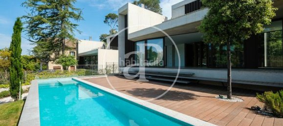 5 bedrooms House in Sant Cugat Del Valles, Spain No. 20741 2