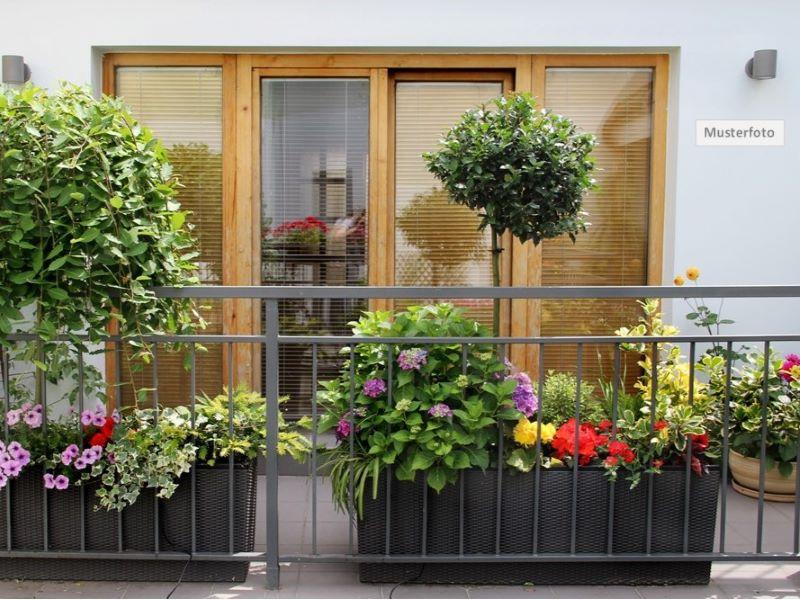 Apartamento de 3 habitaciónes en Main-Taunus, Germany No. 244127