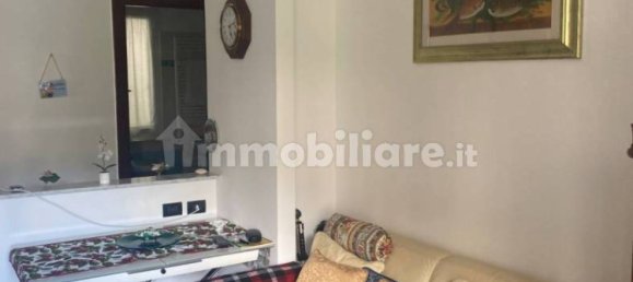 Apartamento de 2 dormitorios en Genoa, Italy No. 337223 17