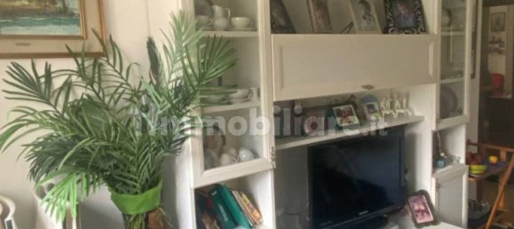 2 bedrooms Apartment in Genoa, Italy No. 337223 5