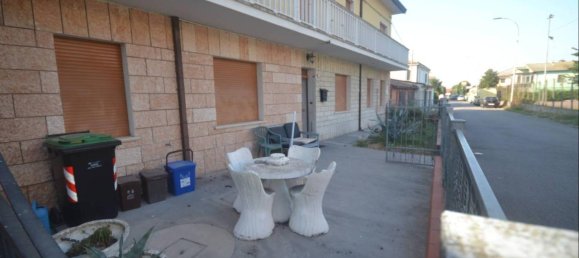 4-Zimmer Haus in Ostellato, Italy, Nr. 161055 2