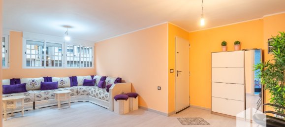 2 bedrooms Apartment in Sants-Montjuic, Spain No. 151391 2