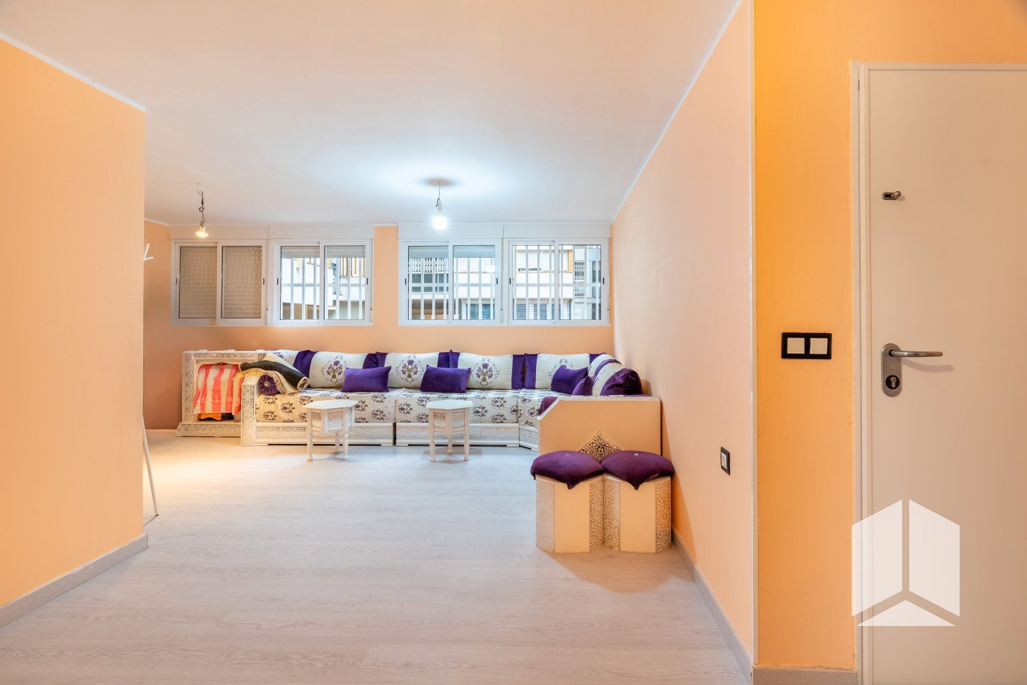 2 bedrooms Apartment in Sants-Montjuic, Spain No. 151391