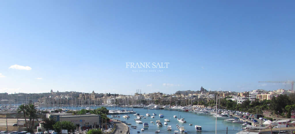 Apartamento T2 em Gzira, Malta N.º 144