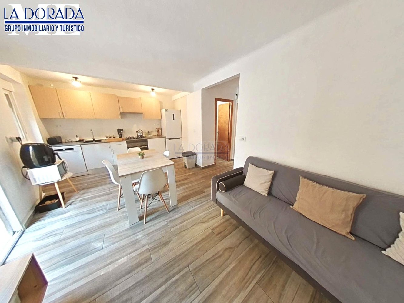 Casa de 5 dormitorios en El Perelló, Spain No. 282448