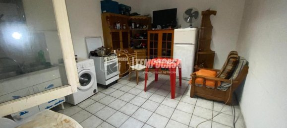 2-salle Appartement à Osio Sotto, Italy No. 170865 2