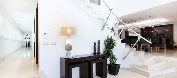 Дом с 4 спальнями в Алмада, Португалия № 122169 12