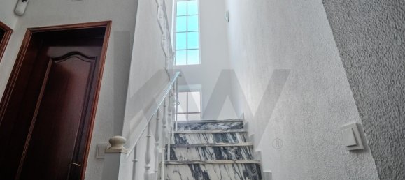4 bedrooms Townhouse in Seixal, Portugal No. 106028 11