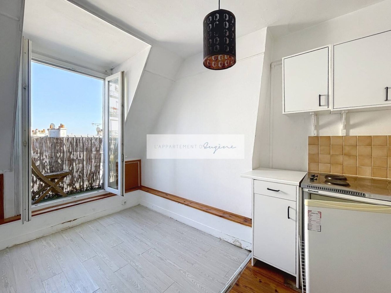 Estudio en Paris, France No. 126661