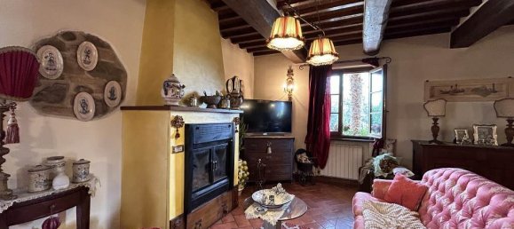 3 bedrooms House in Cortona, Italy No. 237021 10