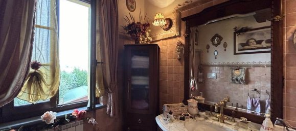 3 bedrooms House in Cortona, Italy No. 237021 26