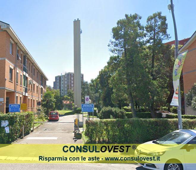 2 bedrooms Apartment in Milan, Italy No. 393720