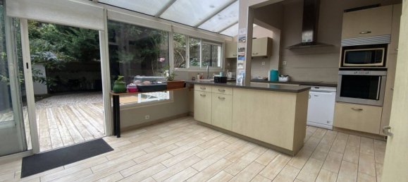 4 chambres Maison à Tours, France No. 57141 3