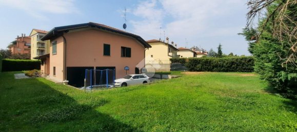 5غرفة فيلا في Abbiategrasso, Italy رقم 2653 15