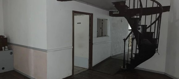 Здание с 2 спальнями в Лан, Франция № 52163 3