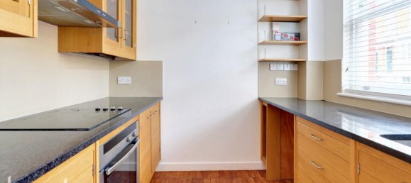 2 Schlafzimmer Haus in St Albans, United Kingdom, Nr. 4711 2