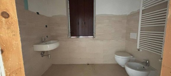 Квартира с 3 комнатами в Бевилаккуа, Италия № 41288 12