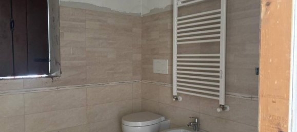 Квартира с 3 комнатами в Бевилаккуа, Италия № 41288 11