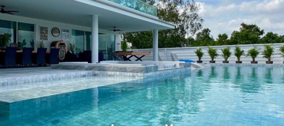 4 bedrooms Villa in Hua Hin, Thailand No. 14161 6