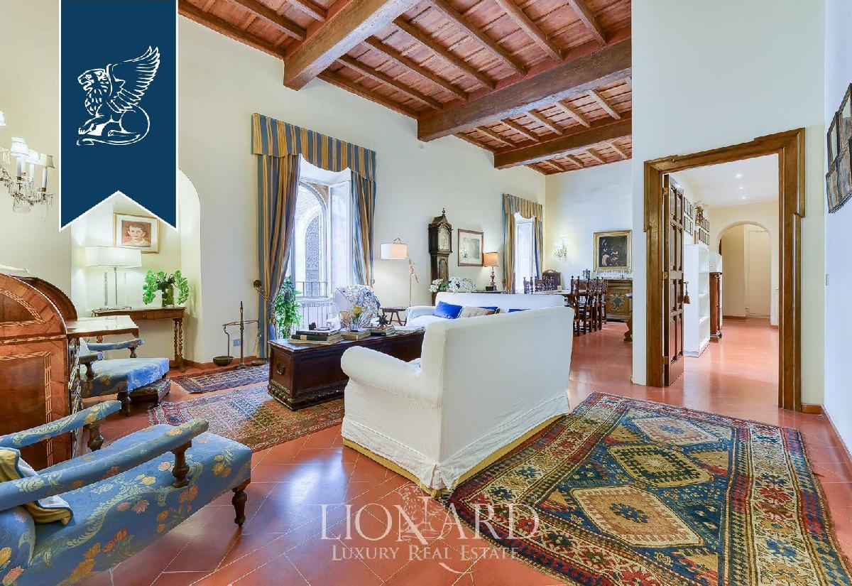 3 bedrooms Apartment in Rome, Italy No. 231359