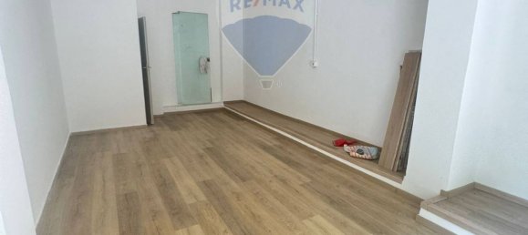 29m² Commercial property in Naples, Italy No. 265339 7