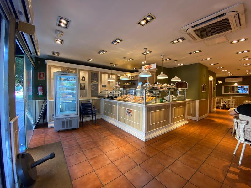 198m² Commercial property in Sant Marti, Spain No. 146425