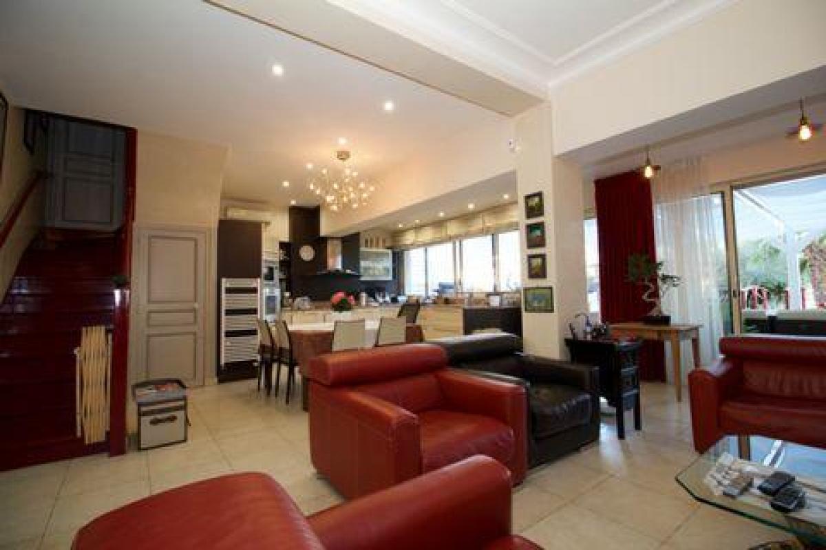 4 Schlafzimmer Haus in Sens, France, Nr. 9911