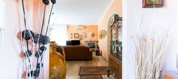 4 bedrooms Villa in Settimo Milanese, Italy No. 332139 6