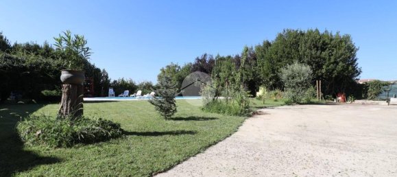 3 bedrooms Villa in Mantua, Italy No. 275729 30