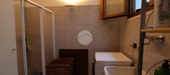 3 bedrooms Villa in Mantua, Italy No. 275729 27