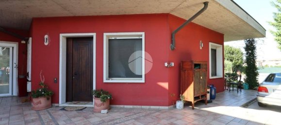 3 bedrooms Villa in Mantua, Italy No. 275729 28
