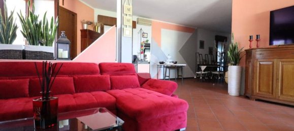 3 bedrooms Villa in Mantua, Italy No. 275729 12