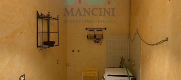 6 rooms House in Jesi, Italy No. 111638 13