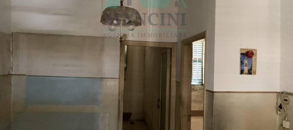 6 rooms House in Jesi, Italy No. 111638 3