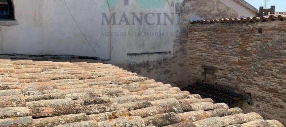 6 rooms House in Jesi, Italy No. 111638 17