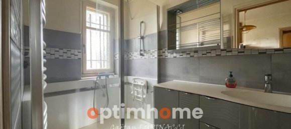 4 bedrooms House in Joeuf, France No. 311035 3