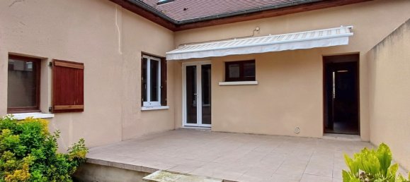 Adosado de 4 dormitorios en Nogent-sur-Seine, France No. 72448 2