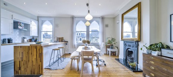 3 bedrooms Apartment in London, United Kingdom No. 7577 3