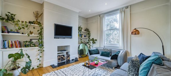 3 bedrooms Apartment in London, United Kingdom No. 7577 7