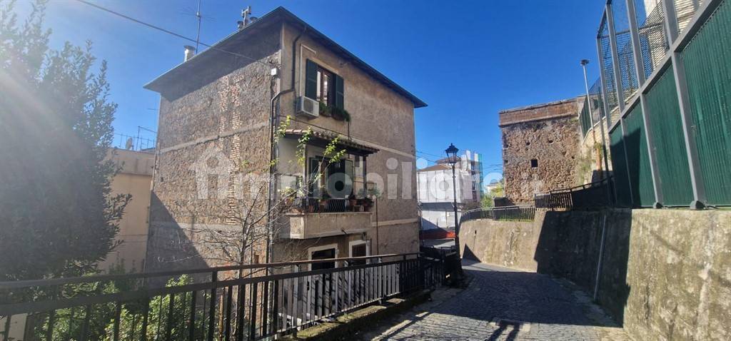 2 bedrooms Apartment in Valmontone, Italy No. 173698