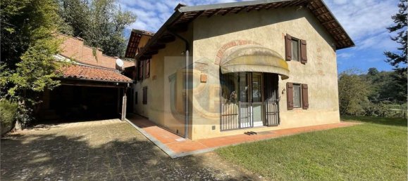 8غرفة منزل في Castelnuovo Don Bosco, Italy رقم 122415 3