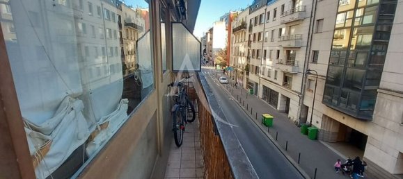 3 bedrooms Apartment in Paris, France No. 332693 3