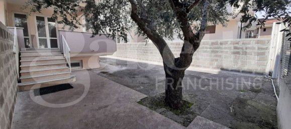 Квартира с 4 спальнями в Санто Приско, Италия № 312390 13