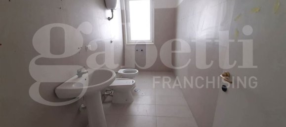 Квартира с 4 спальнями в Санто Приско, Италия № 312390 31