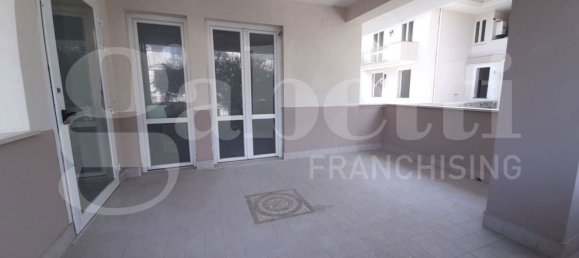 Квартира с 4 спальнями в Санто Приско, Италия № 312390 16